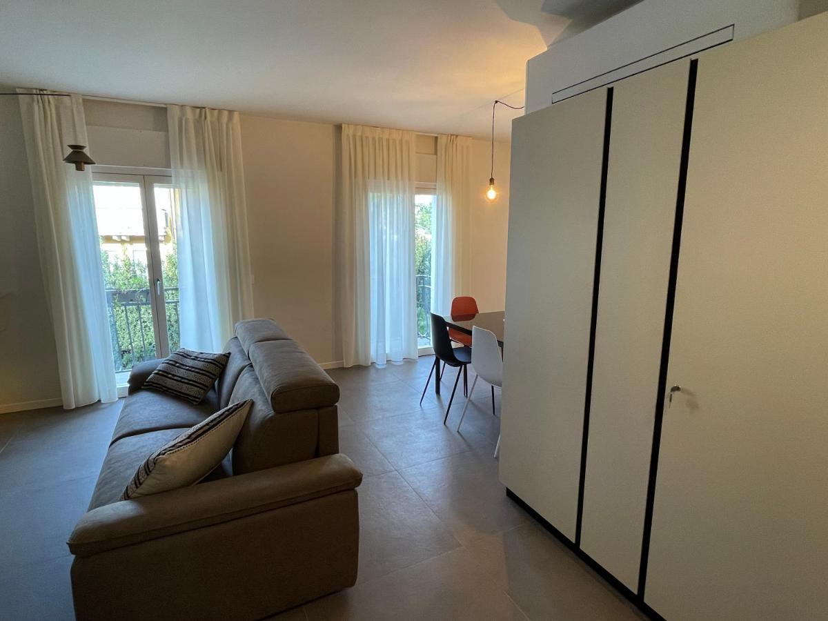 Lucia Holiday Apartments Lazise Exterior foto