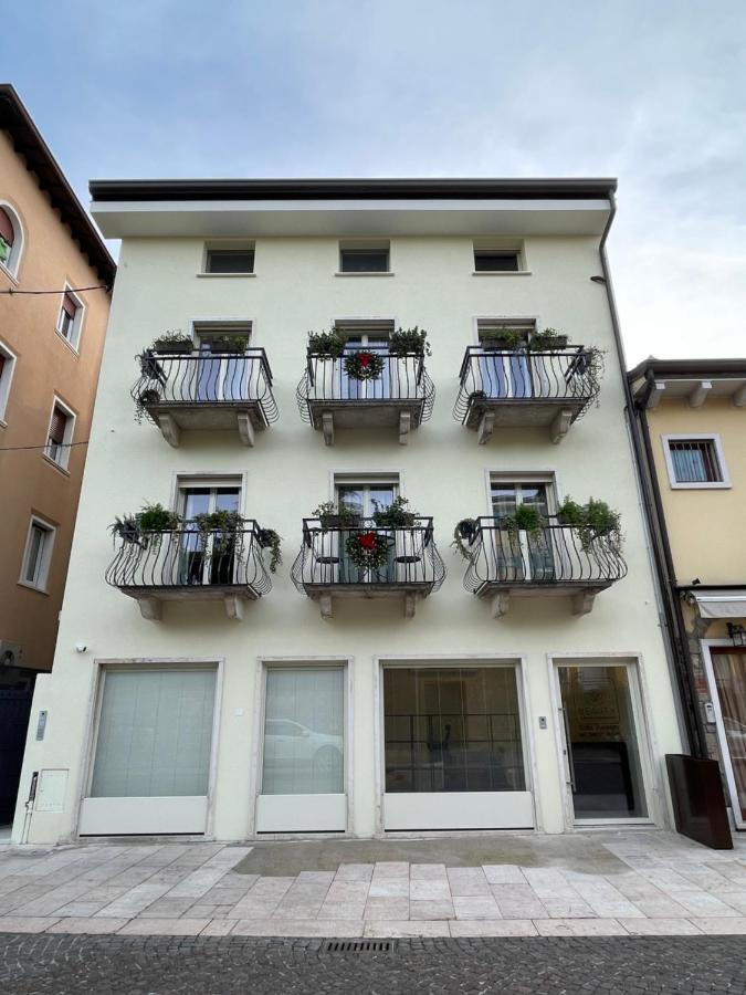 Lucia Holiday Apartments Lazise Exterior foto